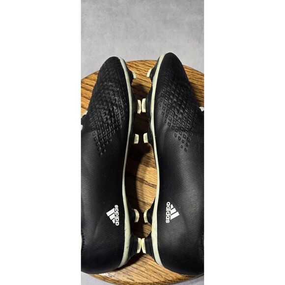 Adidas Predator Kids Youth‎ Soccer Cleats FW9222 FxG Black/White Size US 3 EU 35 - Picture 5 of 10